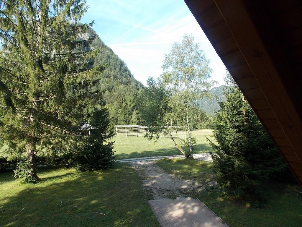 Holiday House Kaja Mojstrana Ruang foto